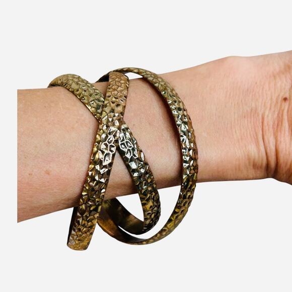 Vintage Hammered Brass Triple Bangle Bracelet - Picture 3 of 5